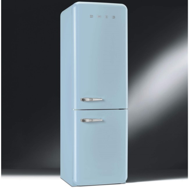 Smeg FAB32RFA Fifties Style Right Hand Hinge Freestanding Fridge Freezer - Pastel Blue