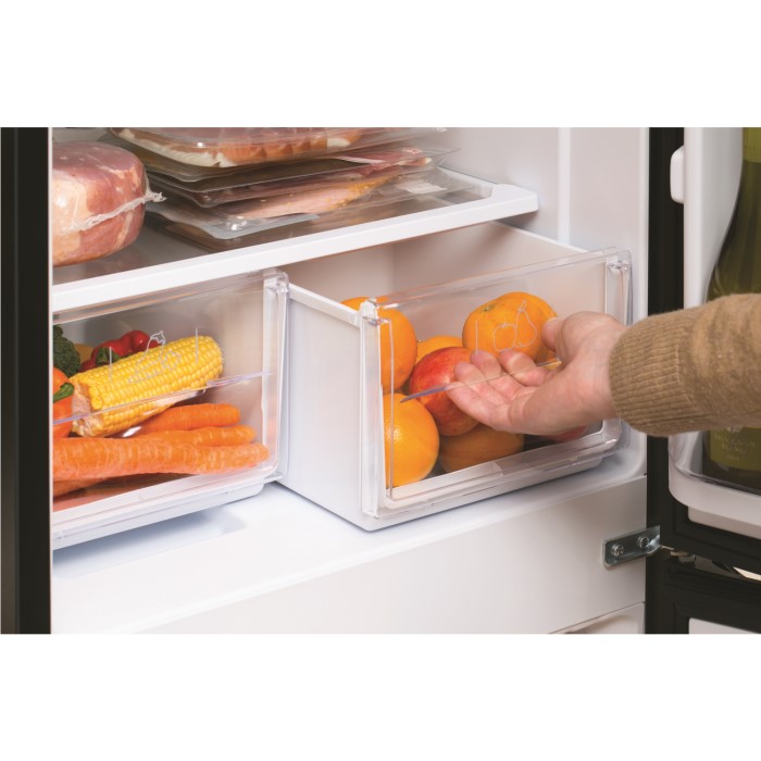 Hotpoint RFAA52K Ice Diamond Freestanding Fridge Freezer Shiny Black