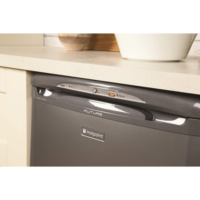 HOTPOINT FZA36G 60cm Wide Frost Free Freestanding Upright Under Counter