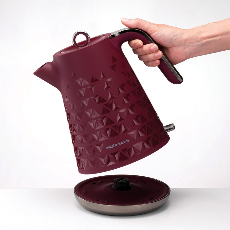 Morphy Richards 108253 Textured Jug Kettle - Merlot