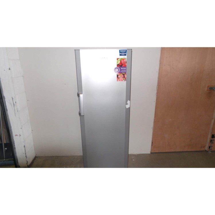 GRADE A3 - Heavy cosmetic damage - Beko TFFC671S 1.7m Tall Frost Free Freestanding Freezer Silver