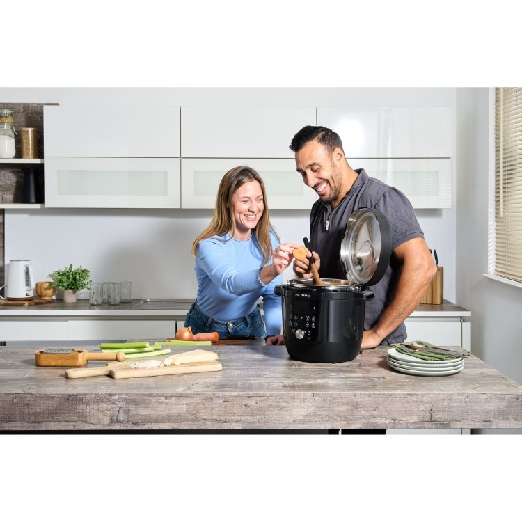 Refurbished Instant Pot Plus 5.7L Multi-Cooker