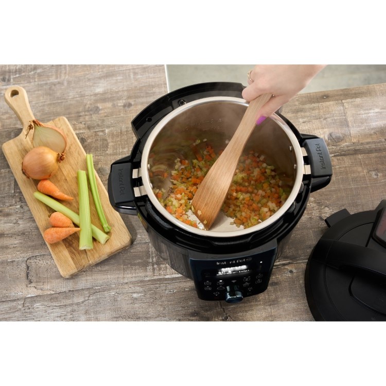 Refurbished Instant Pot Plus 5.7L Multi-Cooker