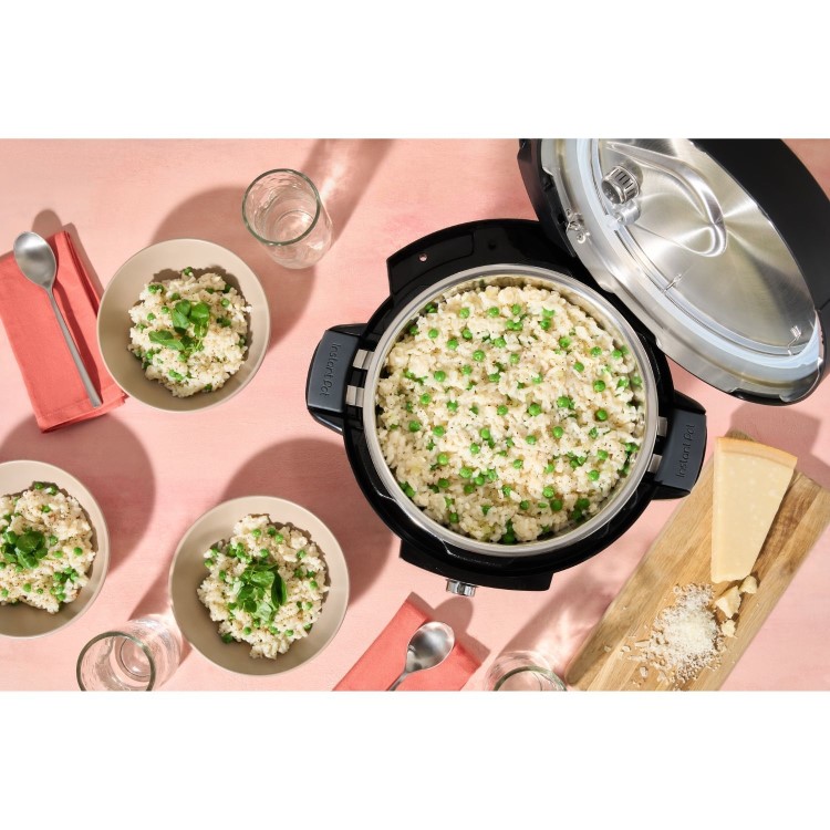 Refurbished Instant Pot Plus 5.7L Multi-Cooker