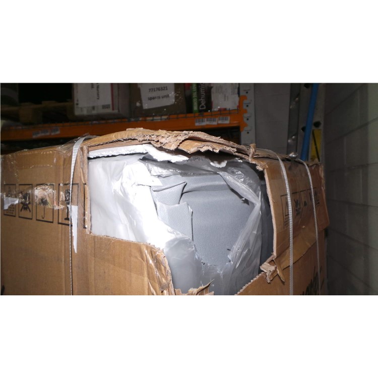 GRADE A3 - Heavy cosmetic damage - Fridgemaster MBC55249 50-50 Integrated Fridge Freezer