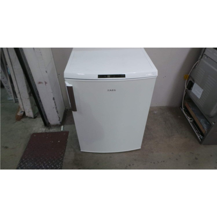 GRADE A3 - Heavy cosmetic damage - AEG A81000TNW0 Nofrost Under Counter Freestanding Freezer - White