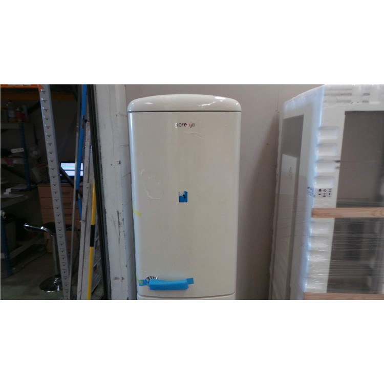 GRADE A2 - Light cosmetic damage - Gorenje RK60359OC Retro Style Freestanding Fridge Freezer Right Hand Hinge Cream