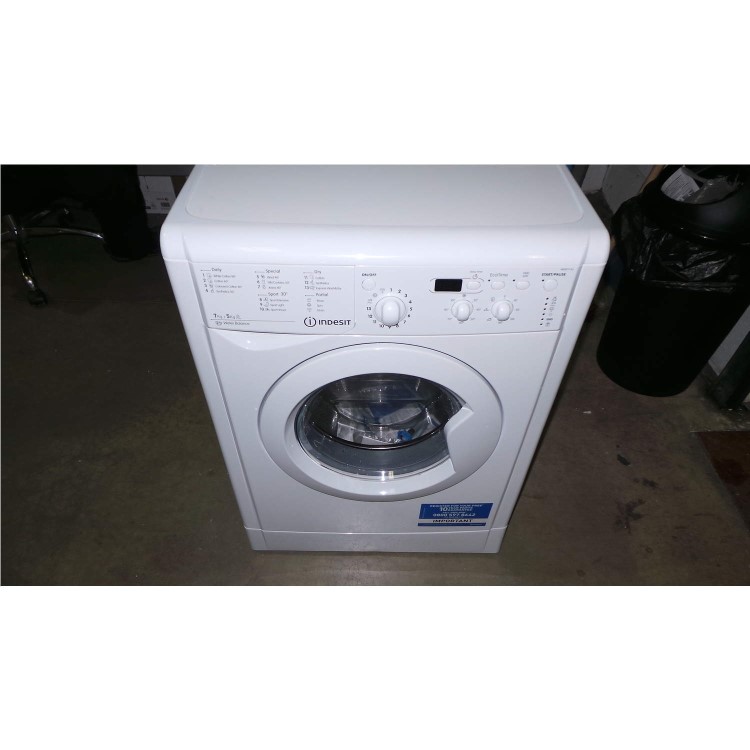GRADE A2 - Light cosmetic damage - Indesit IWDD7143 7kg Wash 5kg Dry 1400rpm Freestanding Washer Dryer - White