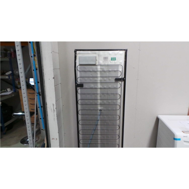 GRADE A3 - Heavy cosmetic damage - Beko CF5834APB 183x55cm Frost Free Freestanding Fridge Freezer Black