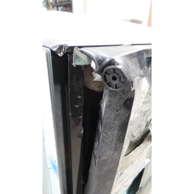 GRADE A2 - Minor Cosmetic Damage - Zanussi ZCG43200XA Stainless Steel 55cm Double Oven Gas Cooker