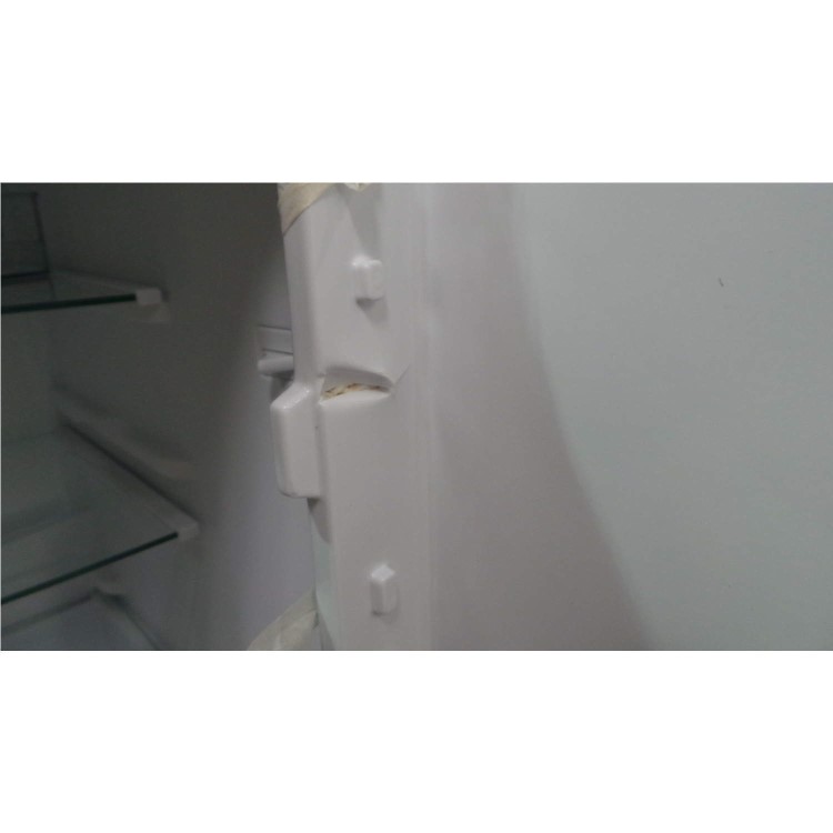 GRADE A2 - Light cosmetic damage - Servis FF48148 Frost Free Freestanding Fridge Freezer - White