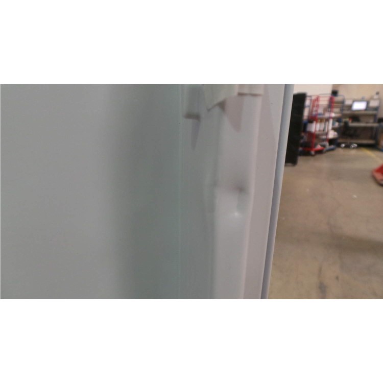 GRADE A2 - Light cosmetic damage - Servis FF48148 Frost Free Freestanding Fridge Freezer - White