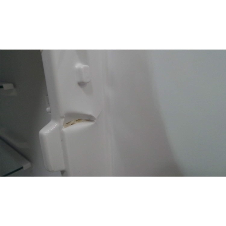 GRADE A2 - Light cosmetic damage - Servis FF48148 Frost Free Freestanding Fridge Freezer - White