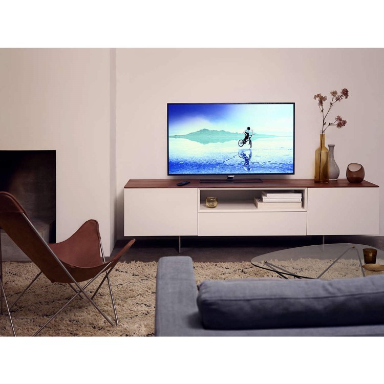 Refurbished Grade A1  Philips 40PFT5500/12/R/A 40" Full HD TV with FreeView HD - 1 Year warranty