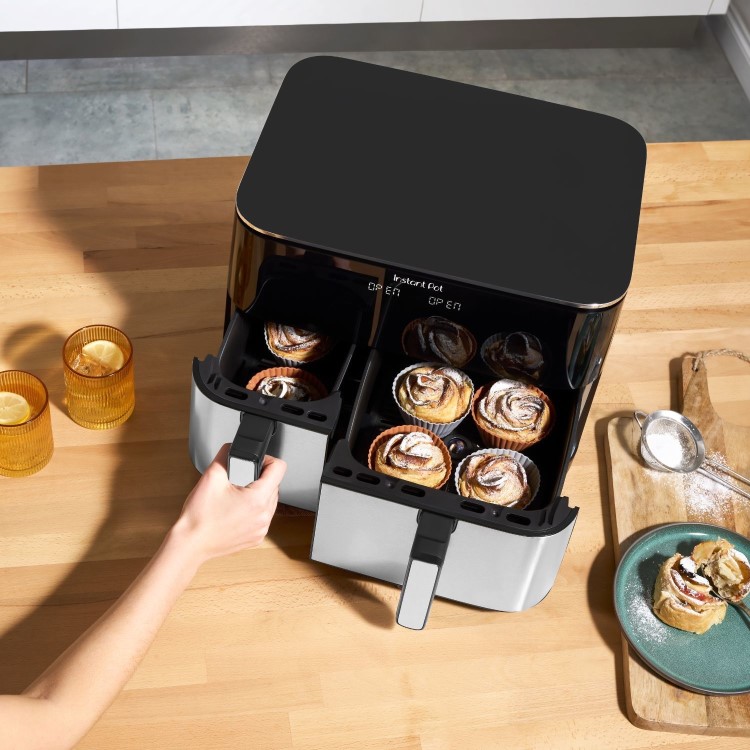 Instant Pot Dual Vortex Air Fryer PFAS Free Large 11L Twin 7L and 4L Baskets 8-in-1 Dehydrate Grill Bake Roast Reheat Non-Stick Easy Clean Dishwasher Safe Stainless Steel