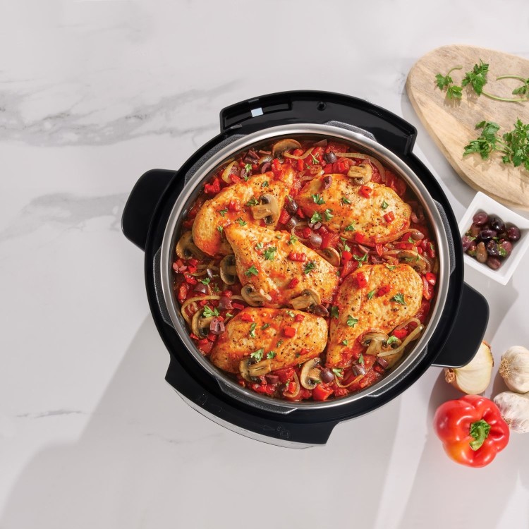 Instant Pot XL 7.1L Multi-Cooker