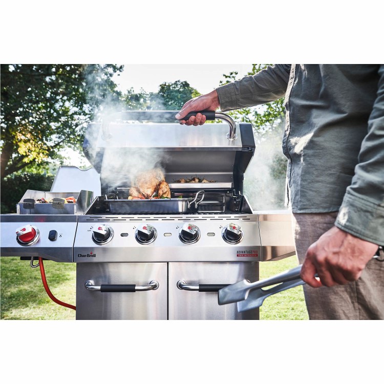 Char-Broil Advantage PRO S 4 - 4 Burner Gas BBQ Grill with Side Burner - Silver
