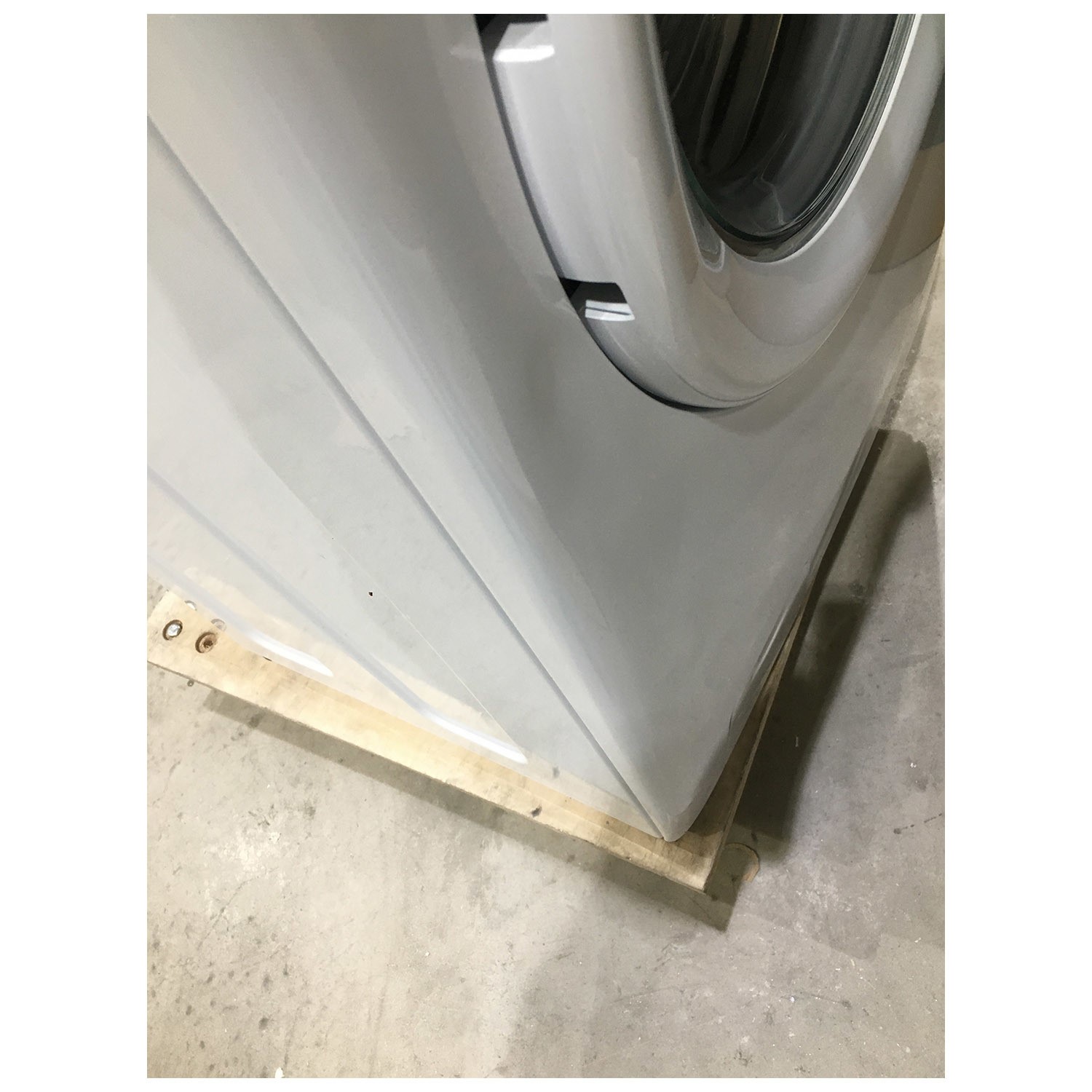 Refurbished Candy Rapido ROW4964DWMCE Freestanding 9/6KG 1400 Spin