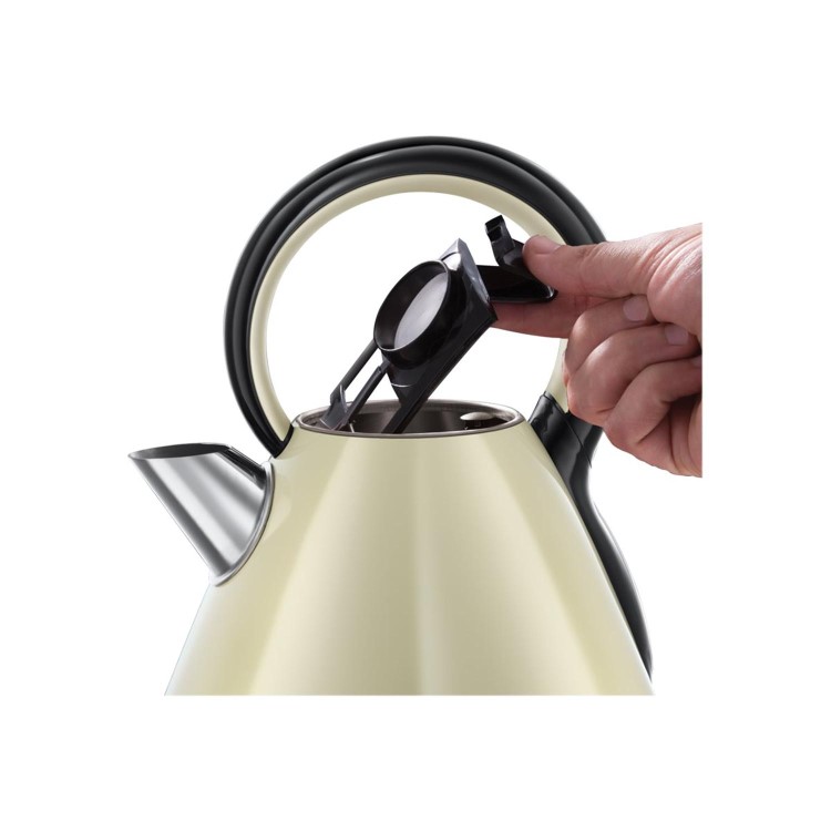 GRADE A2 - Russell Hobbs 21888 Legacy Kettle - Cream