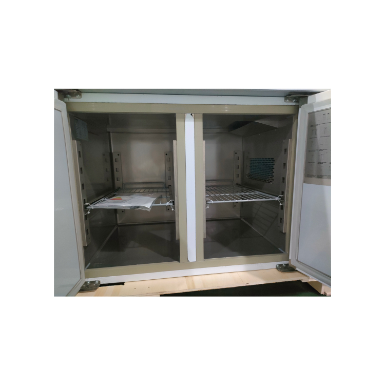 Hamoki GN3100TN 3 Door Counter Fridge - 418 Ltr, 700mm Deep, Ventilated Cooling