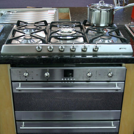 GRADE A2 - Smeg 70cm Gas Hob