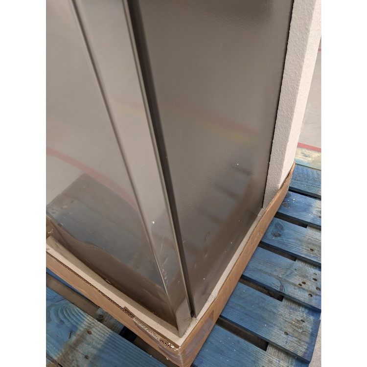 Refurbished Hisense RB390N4WC1 Freestanding 300 Litre 60/40 Frost Free Fridge Freezer Silver