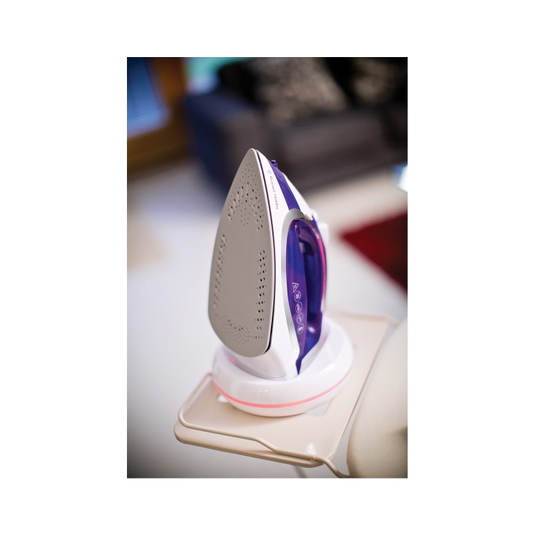 Russell Hobbs 23300 2400W Freedom  Cordless Steam Iron - Purple & White