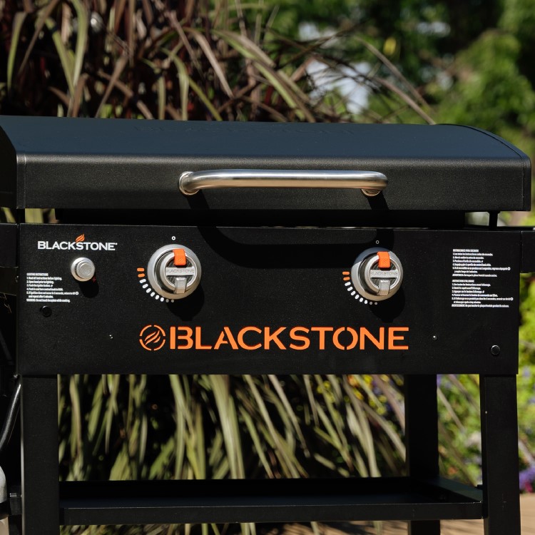 Blackstone 28 Inch 2 Burner Gas Plancha Griddle with Hood