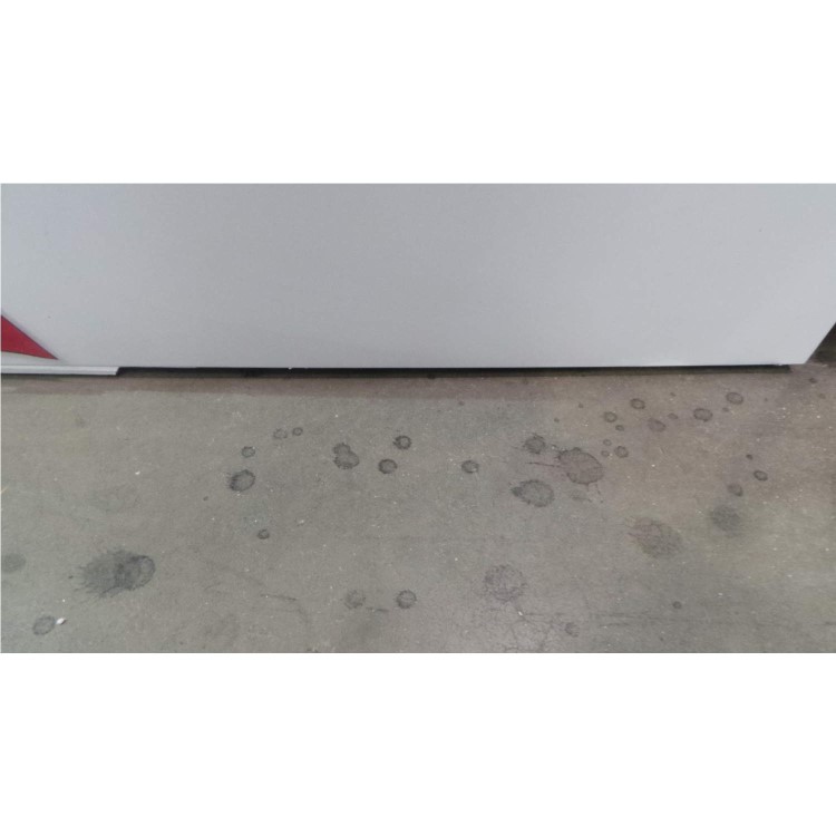 GRADE A2  - LEC 444441945 50cm Wide 1.52m Tall Freestanding Fridge Freezer White