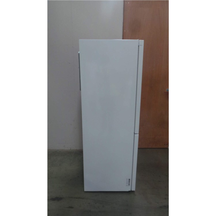 GRADE A2  - Samsung RB29FSRNDWW 1.78m Tall Freestanding Fridge Freezer - White