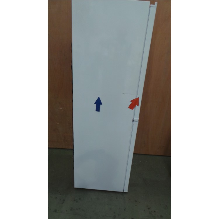 GRADE A3 - Heavy cosmetic damage - Servis Montpellier FF54170 Freestanding Fridge Frezer White