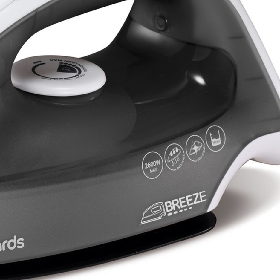 Morphy Richards 300252 2600W Breeze Steam Iron Black & White