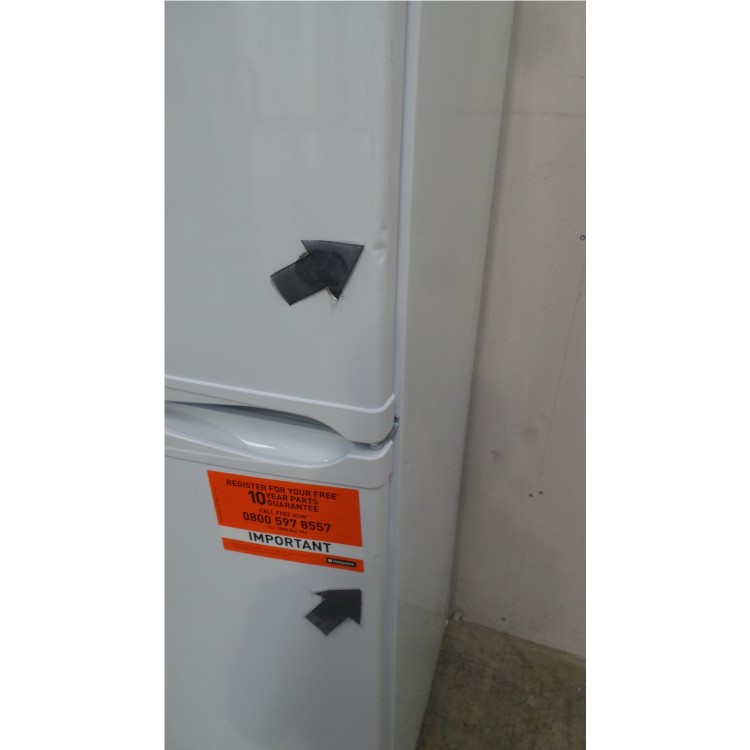 GRADE A3 - Heavy cosmetic damage - Hotpoint RFAA52P Ice Diamond Freestanding Fridge Freezer Polar White