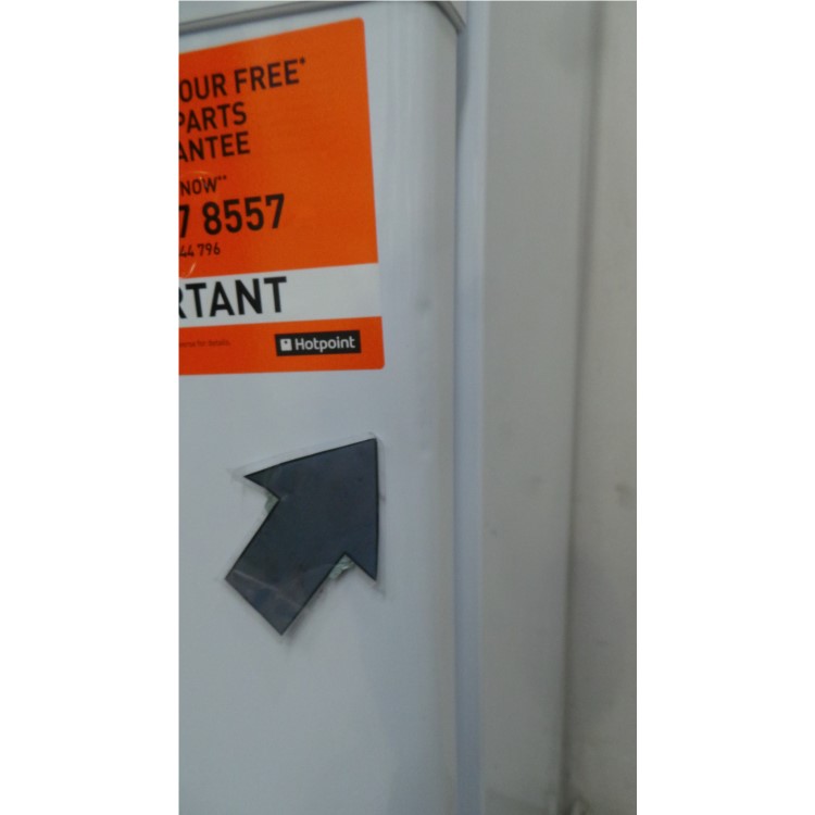 GRADE A3 - Heavy cosmetic damage - Hotpoint RFAA52P Ice Diamond Freestanding Fridge Freezer Polar White