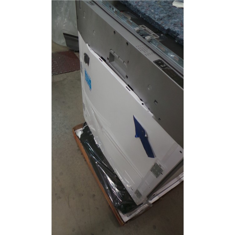 GRADE A3  - BEKO DIN15210 12 Place Fully Integrated Dishwasher