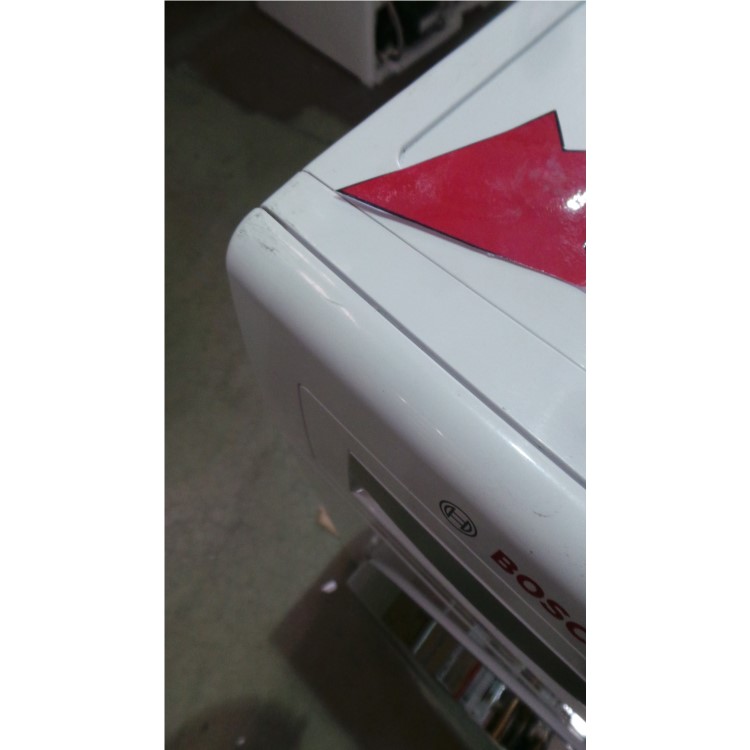 GRADE A3 - Bosch WTW87560GB 9kg Freestanding Heat Pump Condenser Tumble Dryer White