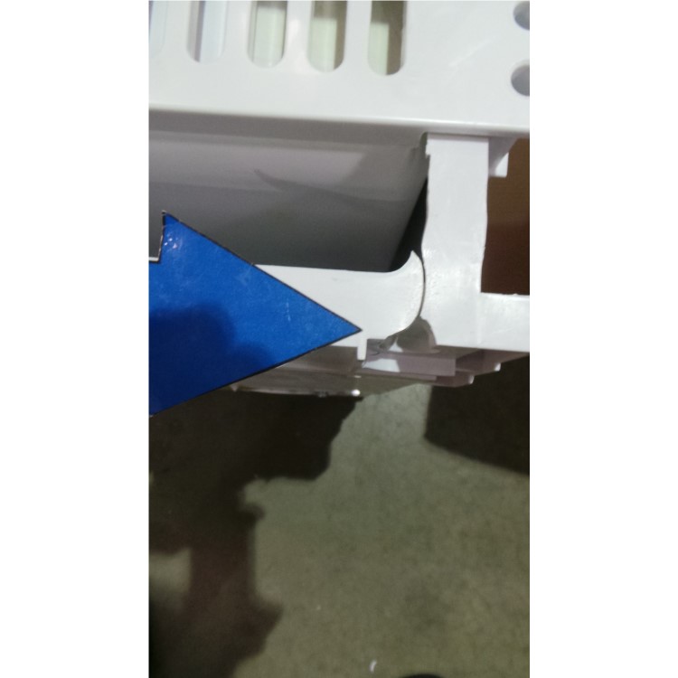 GRADE A3 - Baumatic BR100 118 Litre Integrated Under Counter Fridge With Ice Box