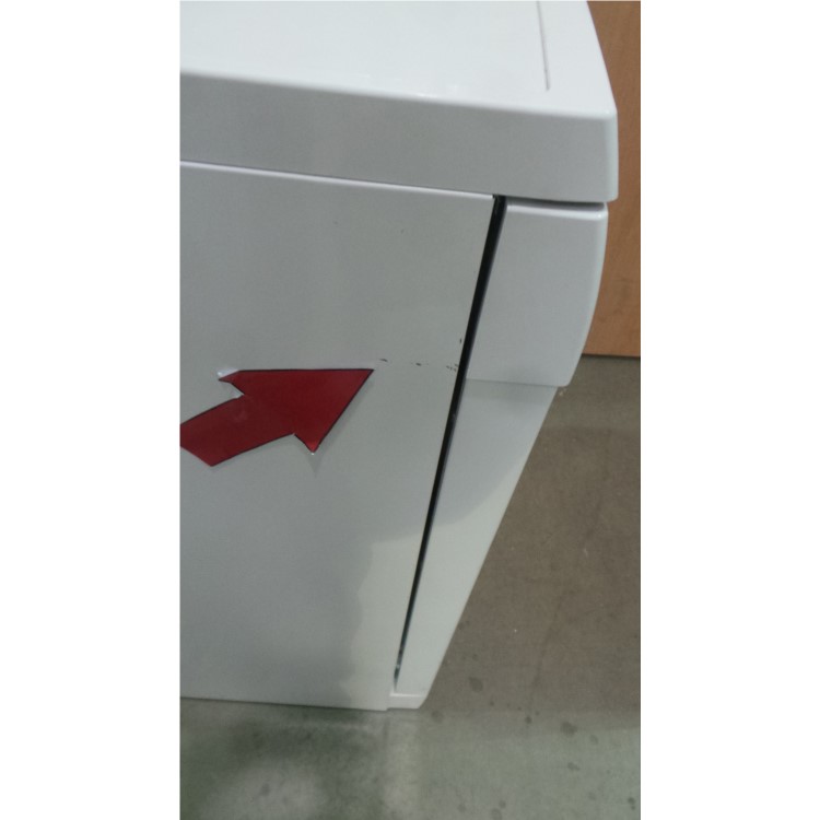 GRADE A2 - Bosch SPS40E12GB 9 Place Slimline Freestanding Dishwasher White