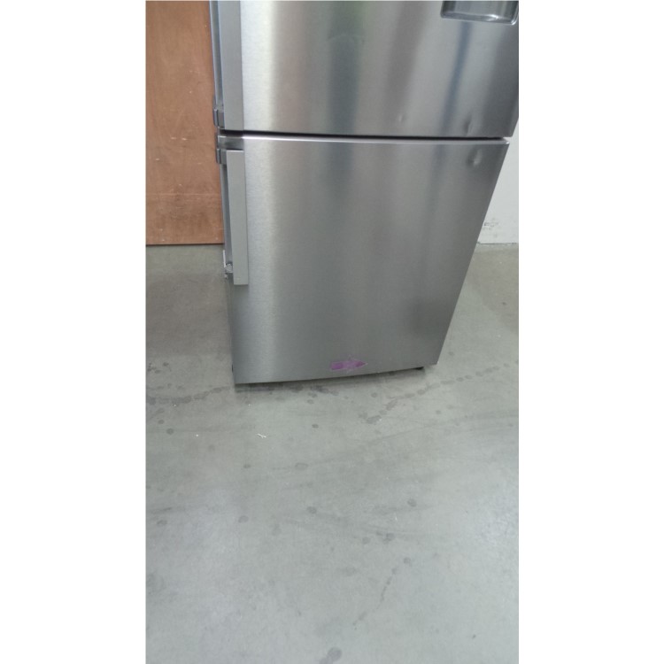 GRADE A3 - Samsung RL4362FBASL G-series Silver 70cm Wide Freestanding Fridge Freezer With Easy Clean Steel Doors