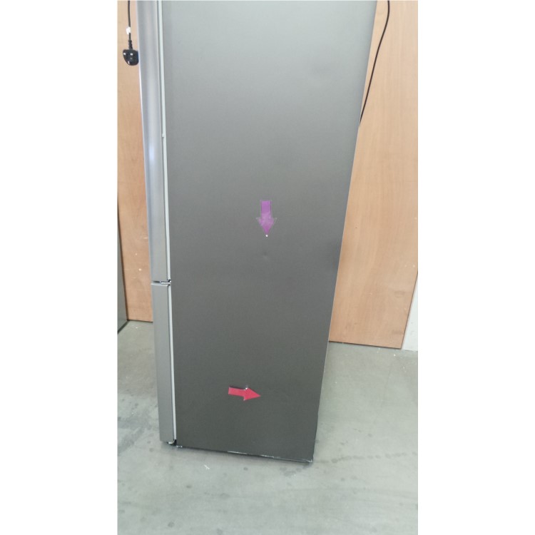 GRADE A3 - Samsung RL4362FBASL G-series Silver 70cm Wide Freestanding Fridge Freezer With Easy Clean Steel Doors