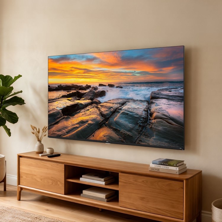 TCL 32V5D-UK 32 Inch QLED Full HD Smart Fire TV  HDR10 Dolby Audio & Alexa Built-In