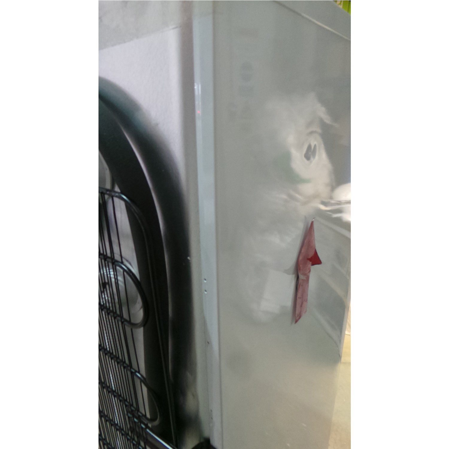 GRADE A2 Beko TFF546APW 55cm Wide Frost Free Tall Freestanding