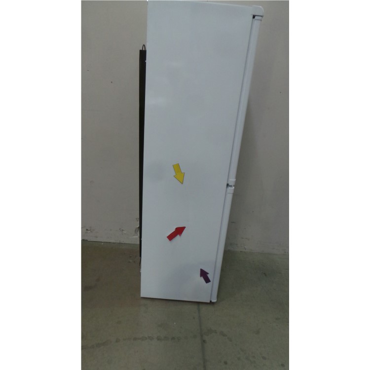 GRADE A2 - Hotpoint RFAA52P Ice Diamond Freestanding Fridge Freezer Polar White