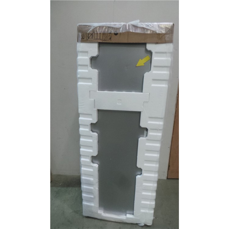 GRADE A2 - Indesit UIAA12S Free-Standing Freezer in Silver