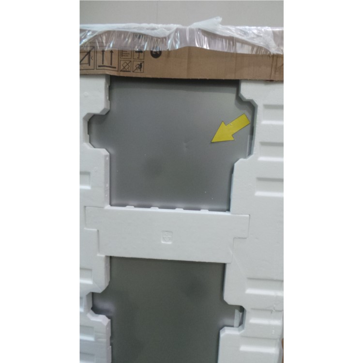 GRADE A2 - Indesit UIAA12S Free-Standing Freezer in Silver