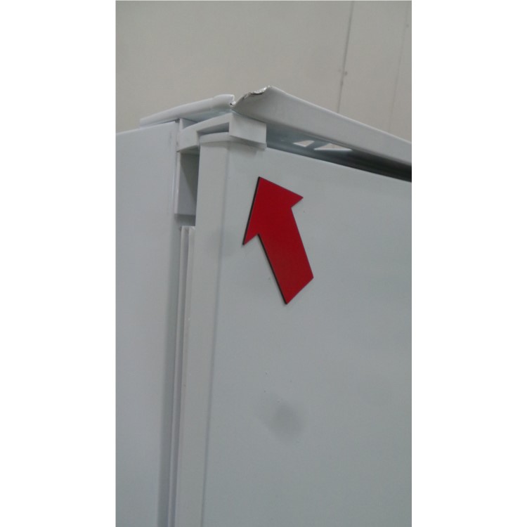 GRADE A2 - AEG SCN71800S1 50-50 Integrated Fridge Freezer