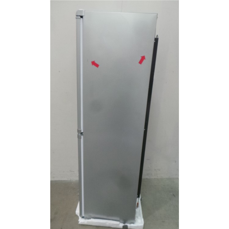 GRADE A2 - Hotpoint FFAA52S Ice Diamond Freestanding Fridge Freezer Silver