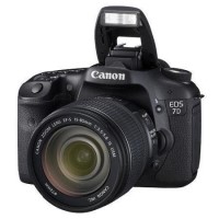 Canon EOS 7D Digital SLR Camera with 15-85mm 