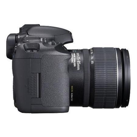 Canon EOS 7D Digital SLR Camera with 15-85mm 