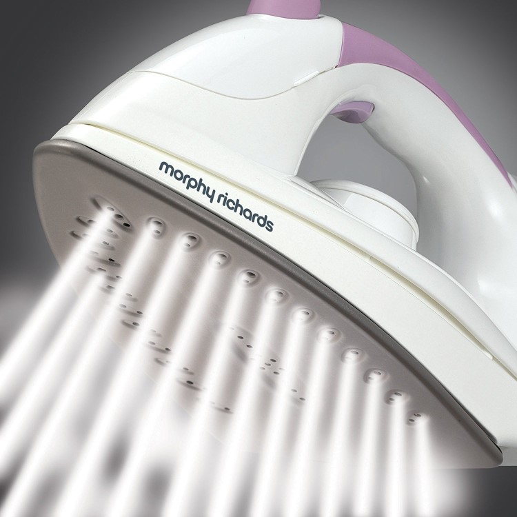 Morphy Richards 42244 2200W Steam Generator Purple And White
